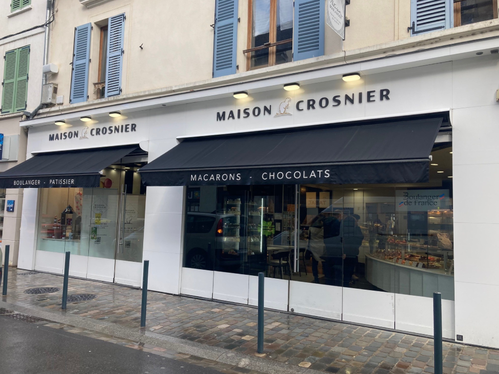 Remplacements éclairage par LED, Boulangerie Arpajon, Maison CROSNIER